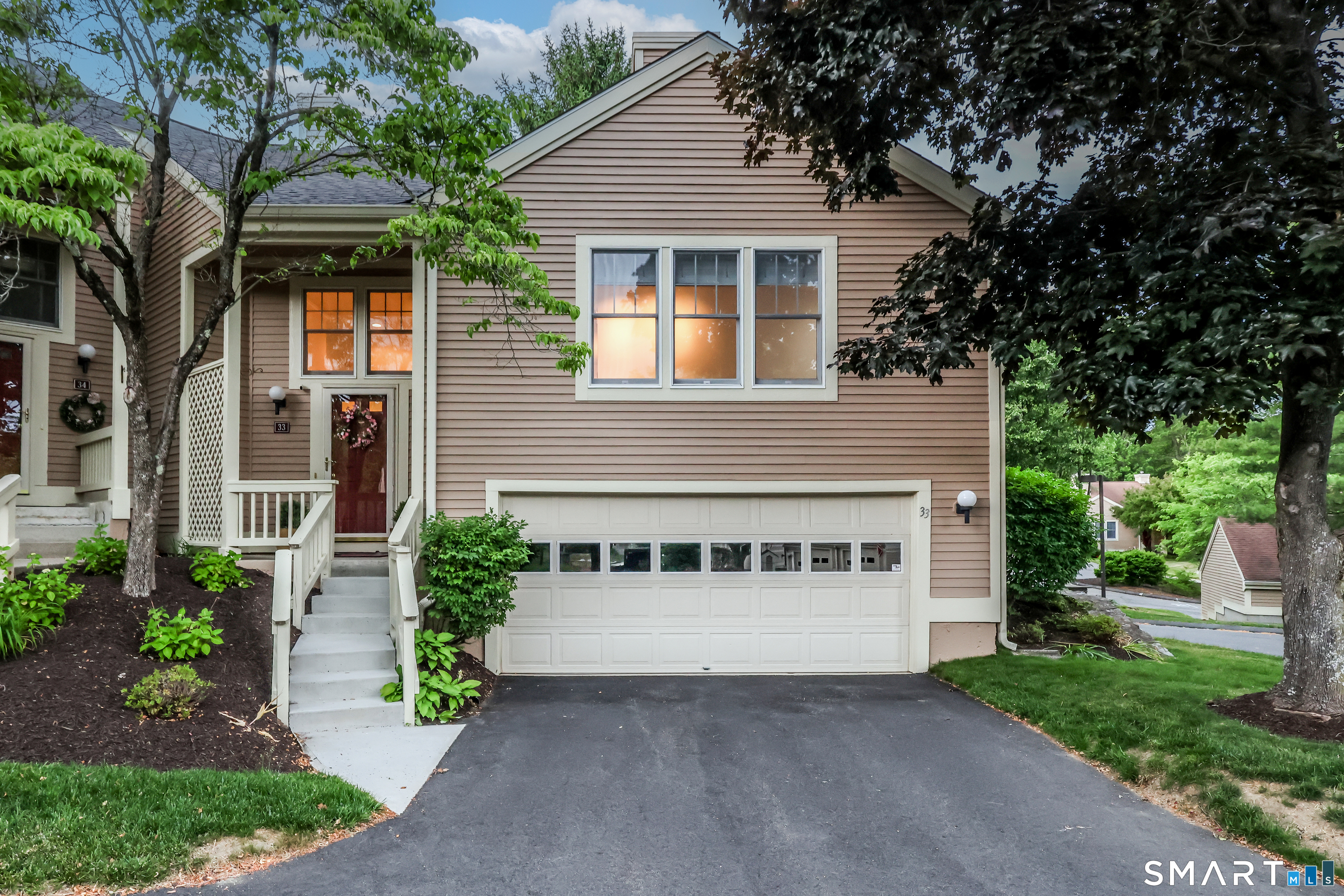 33 Brittania Drive, Danbury, CT 06811 | For Sale at $549,900