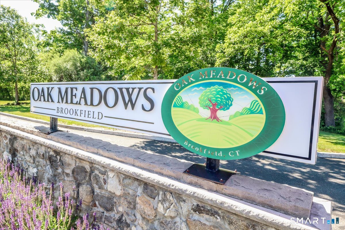 41 Short Oak Drive, 41, Brookfield, CT 06804 | For Sale at $535,000