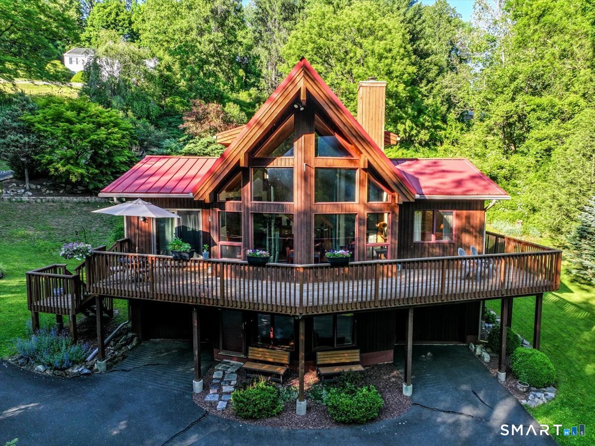 6 Dogwood Park North, Danbury, CT 06811 | For Sale at $625,000