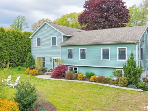  single family home for sale located at 22 Round Ridge Trail, Trumbull, CT 06611