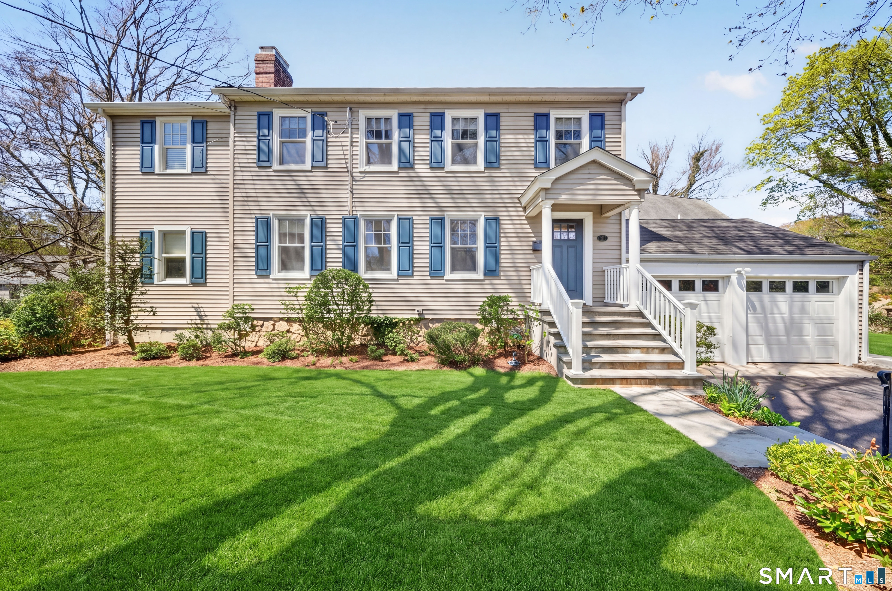 20 Ridge Road, Greenwich, CT 06807 | For Sale at $1,795,000