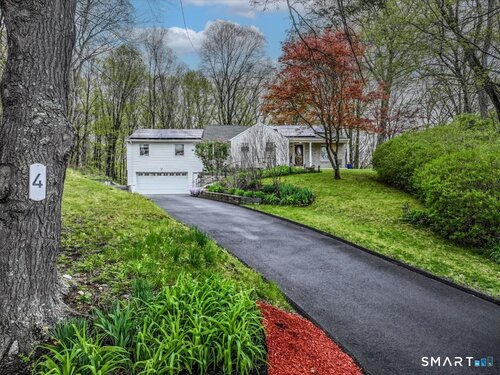  single family home for sale located at 4 Farrell Road, Newtown, CT 06470