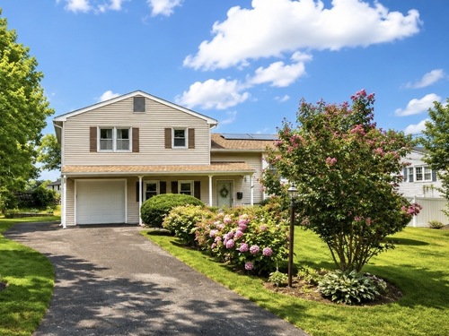 single family home for sale located at 6 Jersey Lane, Norwalk, CT 06851