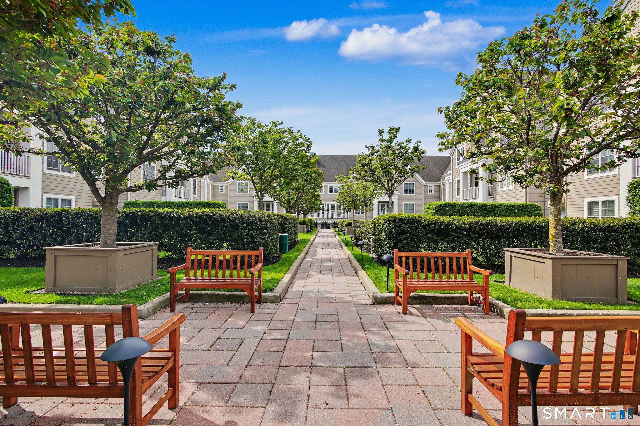 77 Havemeyer Lane, 324, Stamford, CT 06902 | For Sale at $850,000