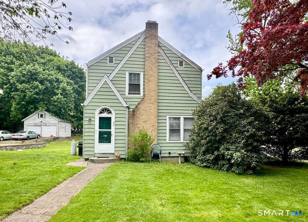 262 Hamilton Avenue, Stamford, CT 06902 | For Sale at $599,000