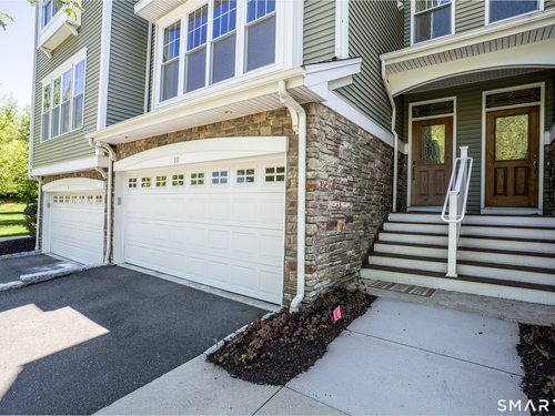  townhouse condo for sale located at 10 Lawrence Avenue, 10, Danbury, CT 06810
