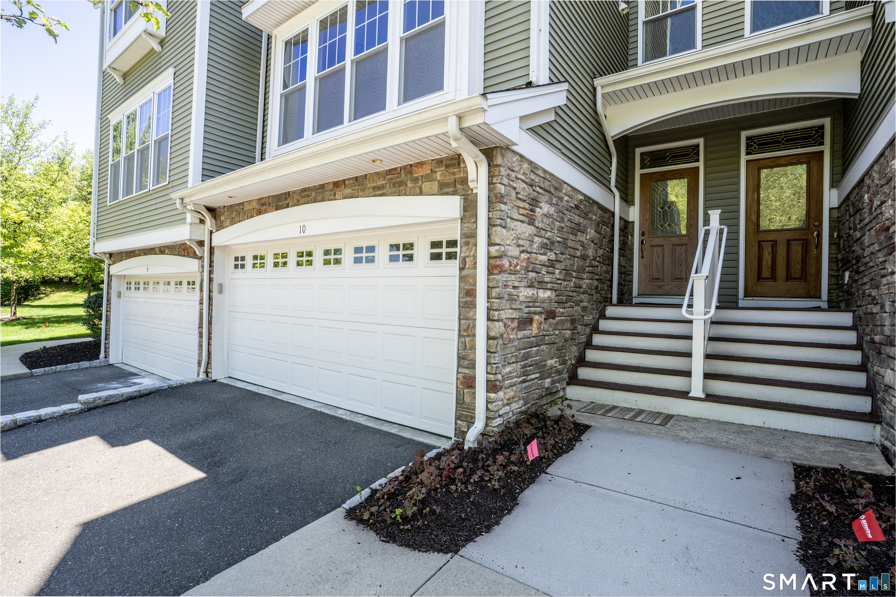 10 Lawrence Avenue, 10, Danbury, CT 06810 | For Sale at $494,500