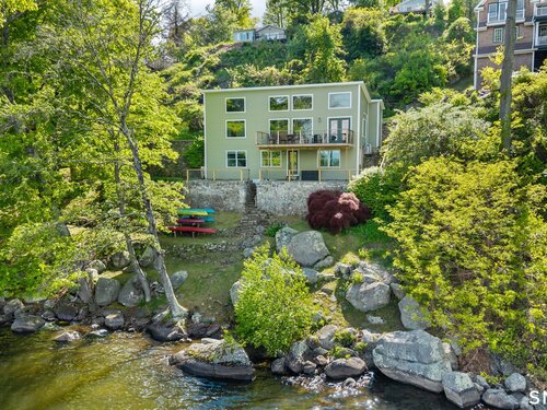 Waterfront contemporary single family home for sale located at 20 Reynolds Road, Danbury, CT 06811