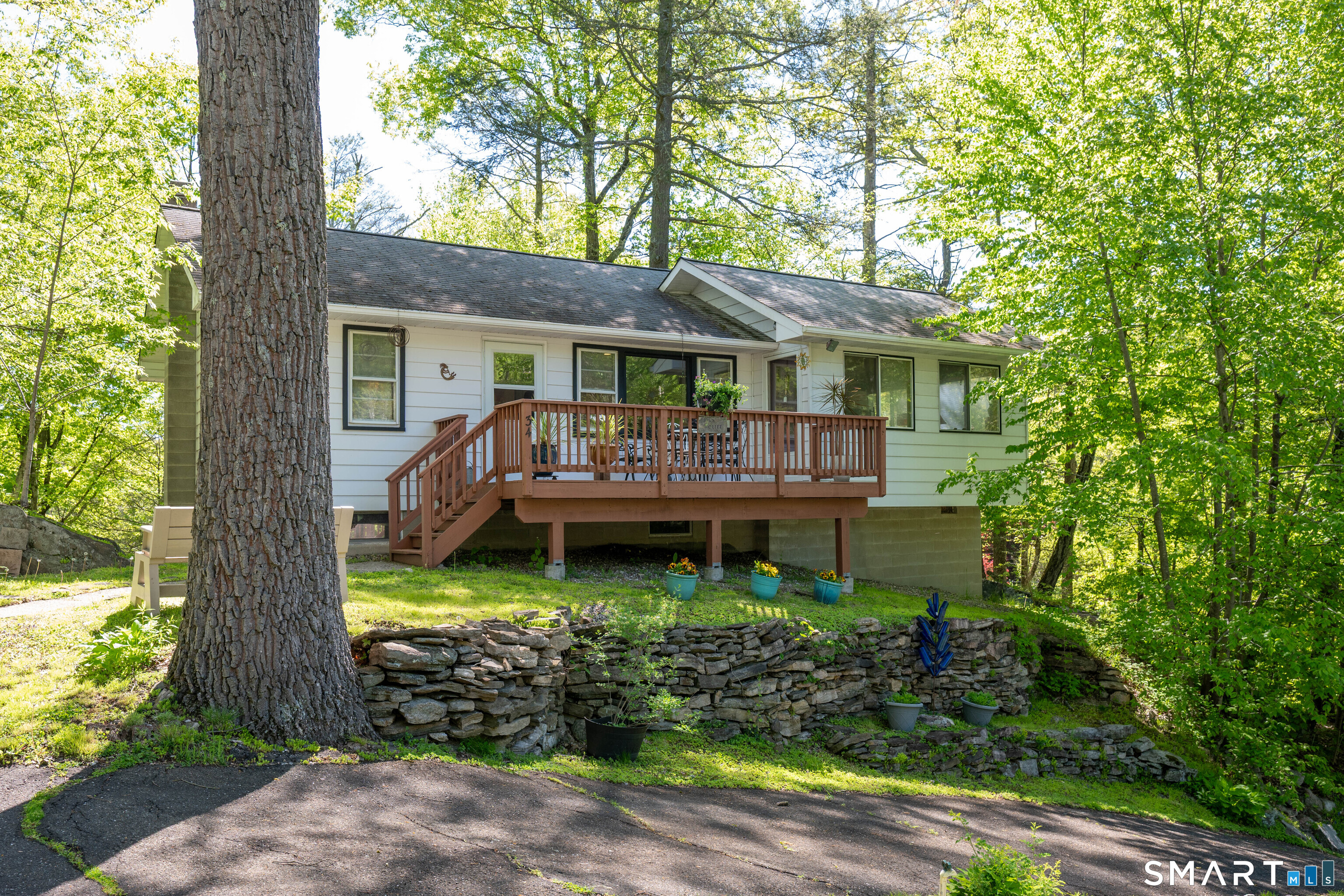34 Carol Street, Danbury, CT 06810 | For Sale at $449,000