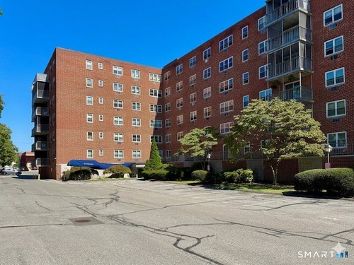  condo home for sale located at 27 Northill Street, 2b, Stamford, CT 06907