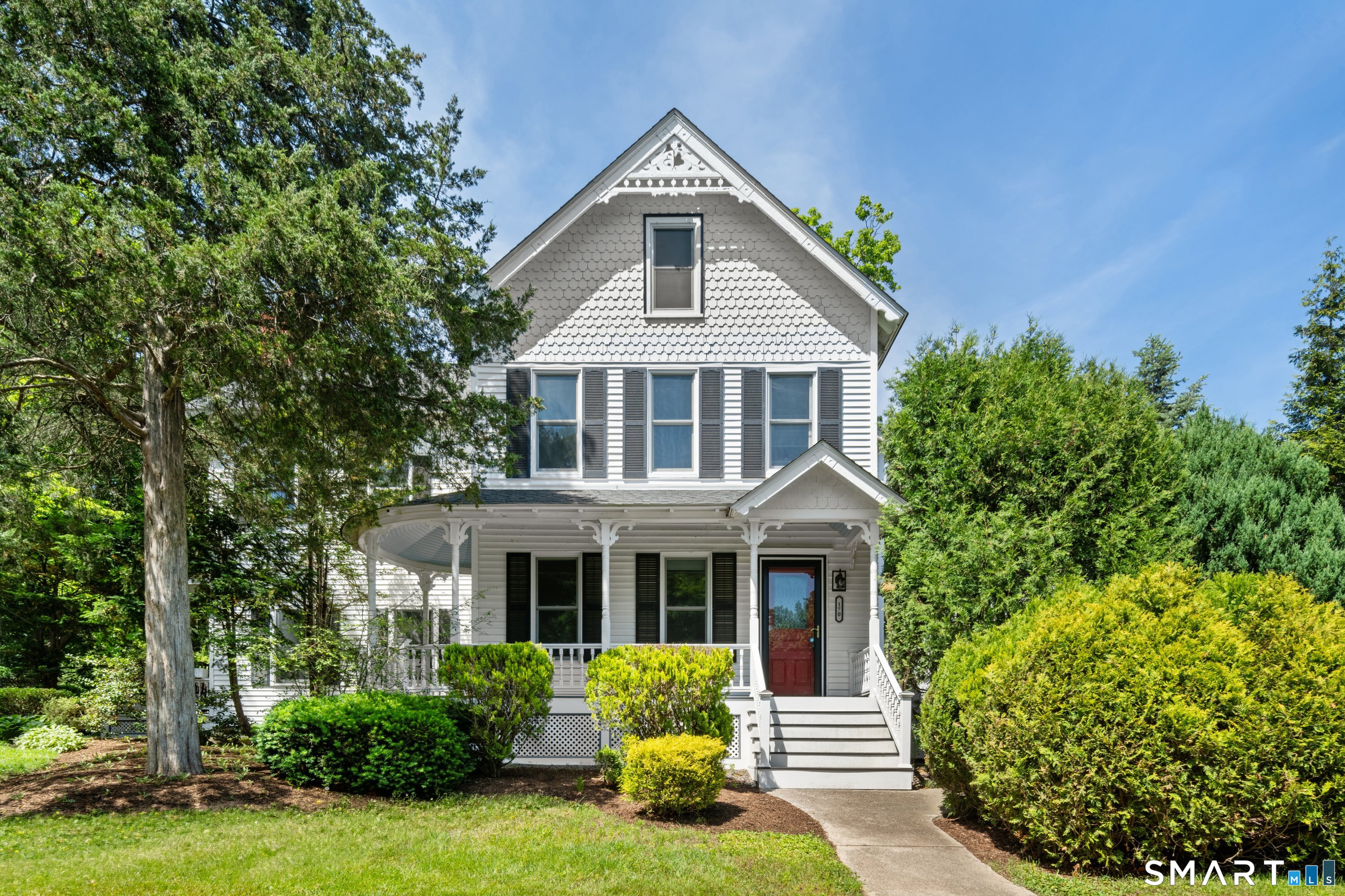 170 New Canaan Avenue, Norwalk, CT 06850 | For Sale at $949,000