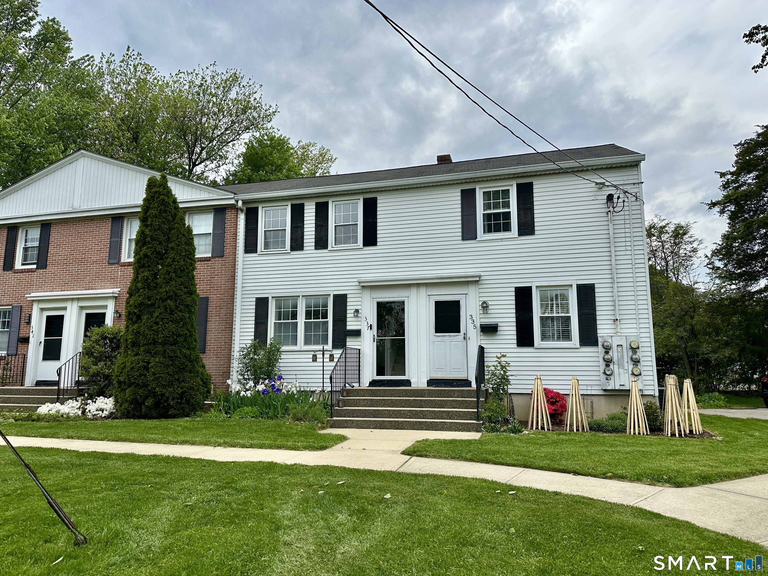 337 Sylvan Knoll Road, Stamford, CT 06902 | For Sale at $319,900
