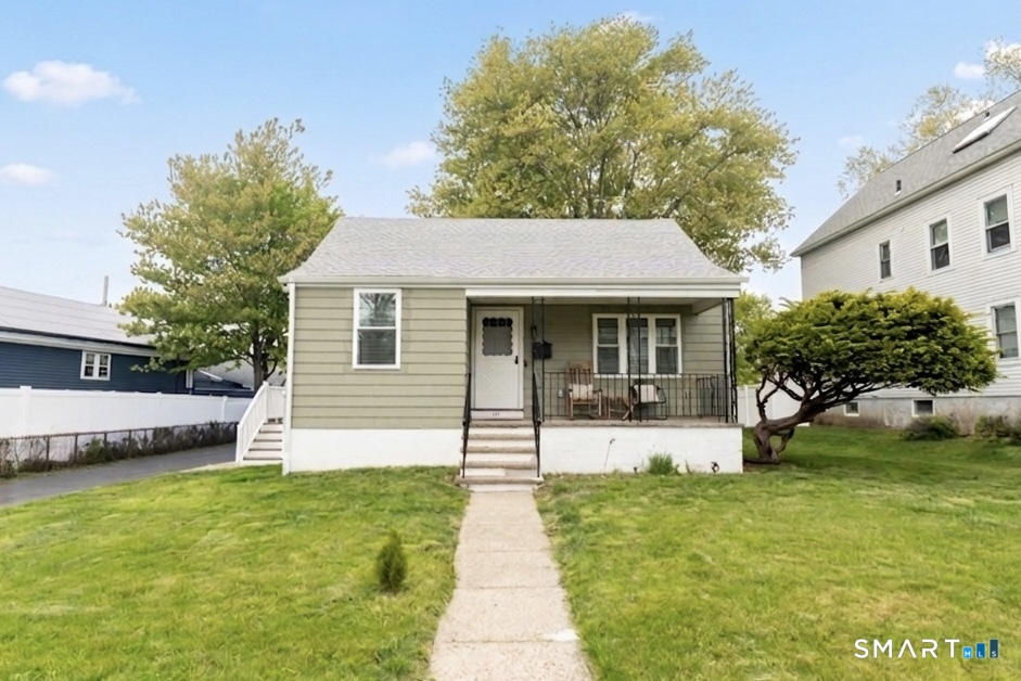 121 Victory Street, Stratford, CT 06615 | For Sale at $579,900