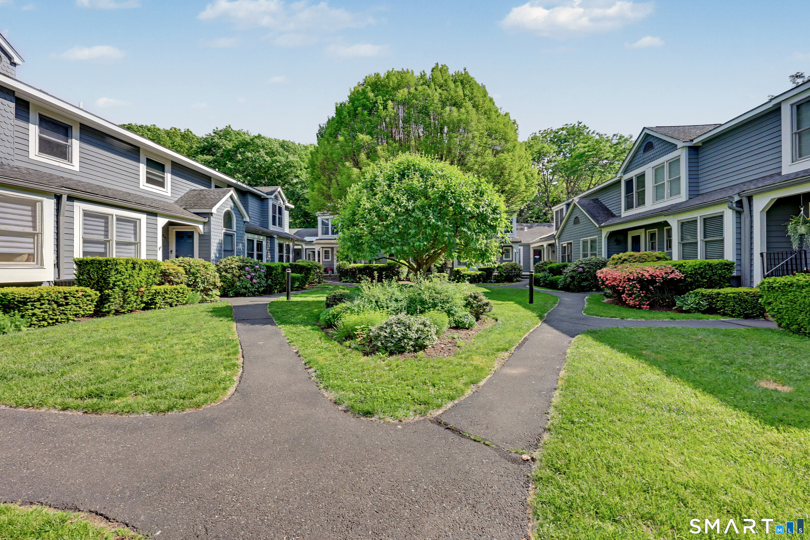 70 Fawn Ridge Lane, 70, Norwalk, CT 06851 | For Sale at $689,900