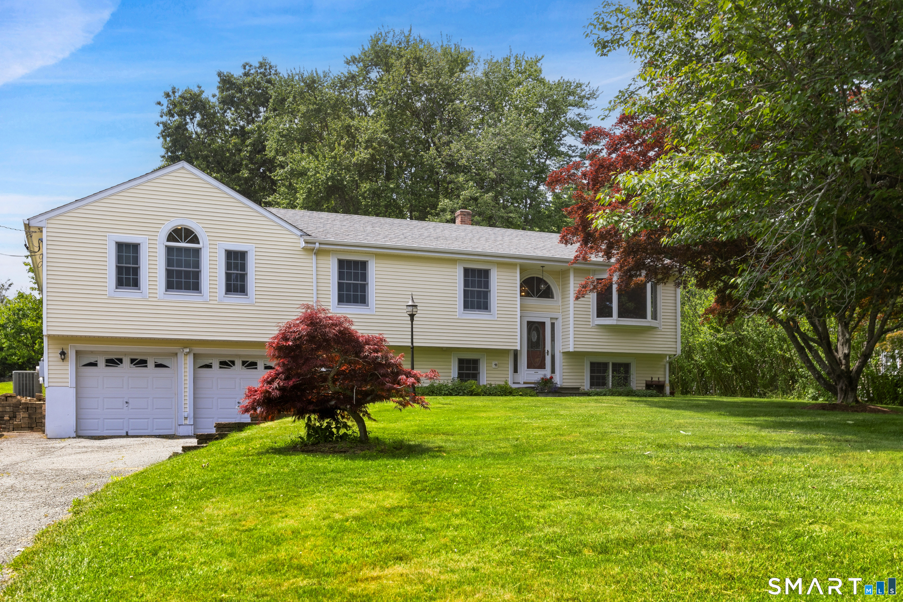 13 Donnelly Drive, New Fairfield, CT 06812 | For Sale at $699,000