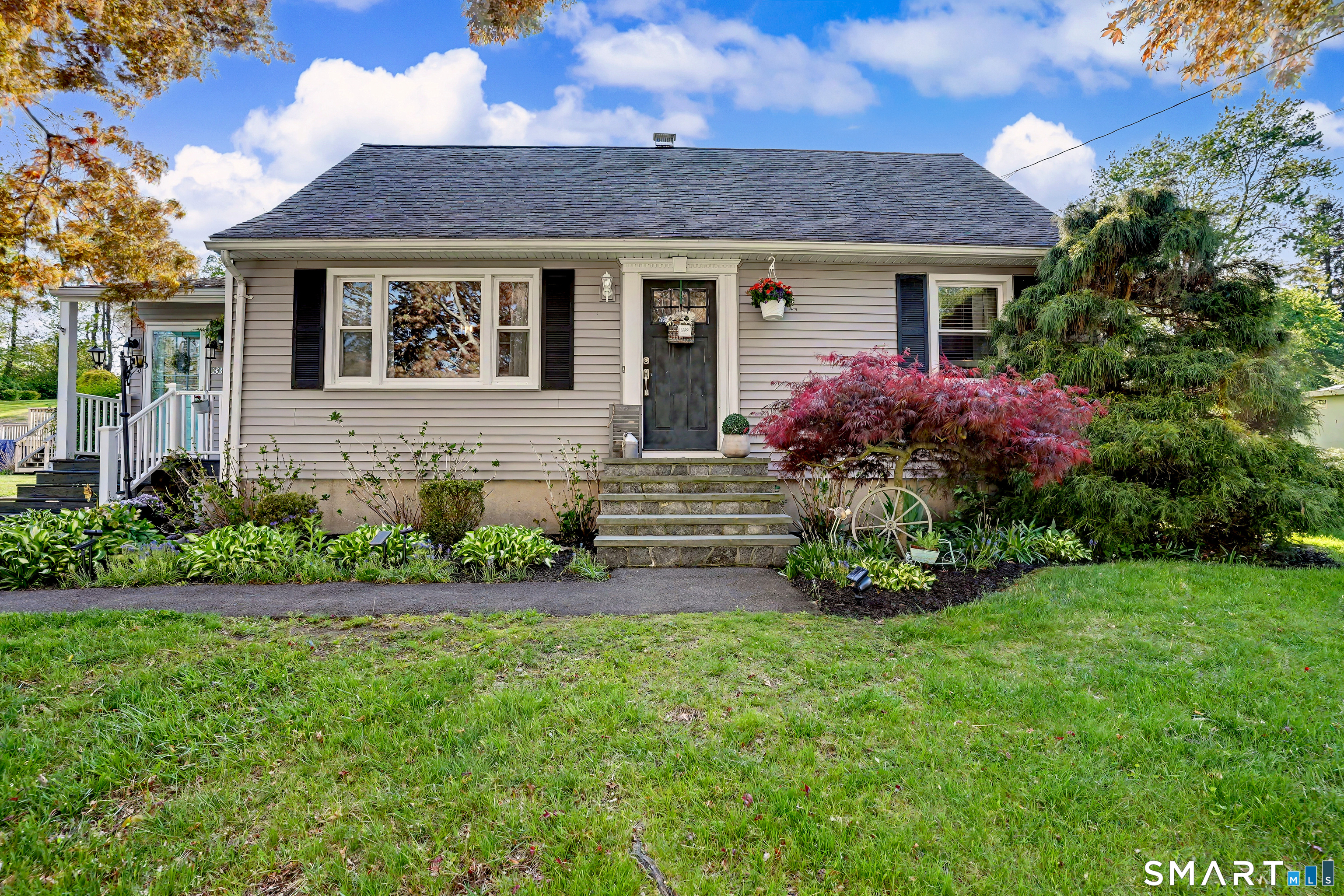33 Stendahl Drive, Shelton, CT 06484 | For Sale at $439,000