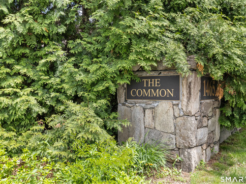  condo home for sale located at 1465 East Putnam Avenue, 207, Greenwich, CT 06870