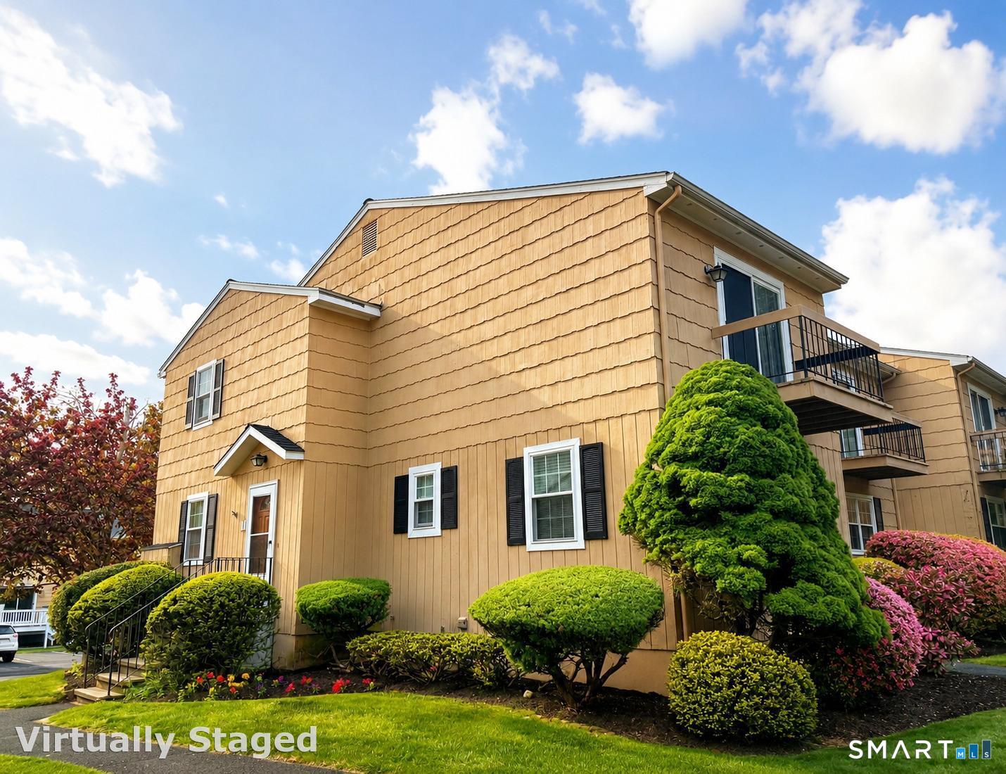 11 Deer Run, 11, Bethel, CT 06801 | For Sale at $379,500
