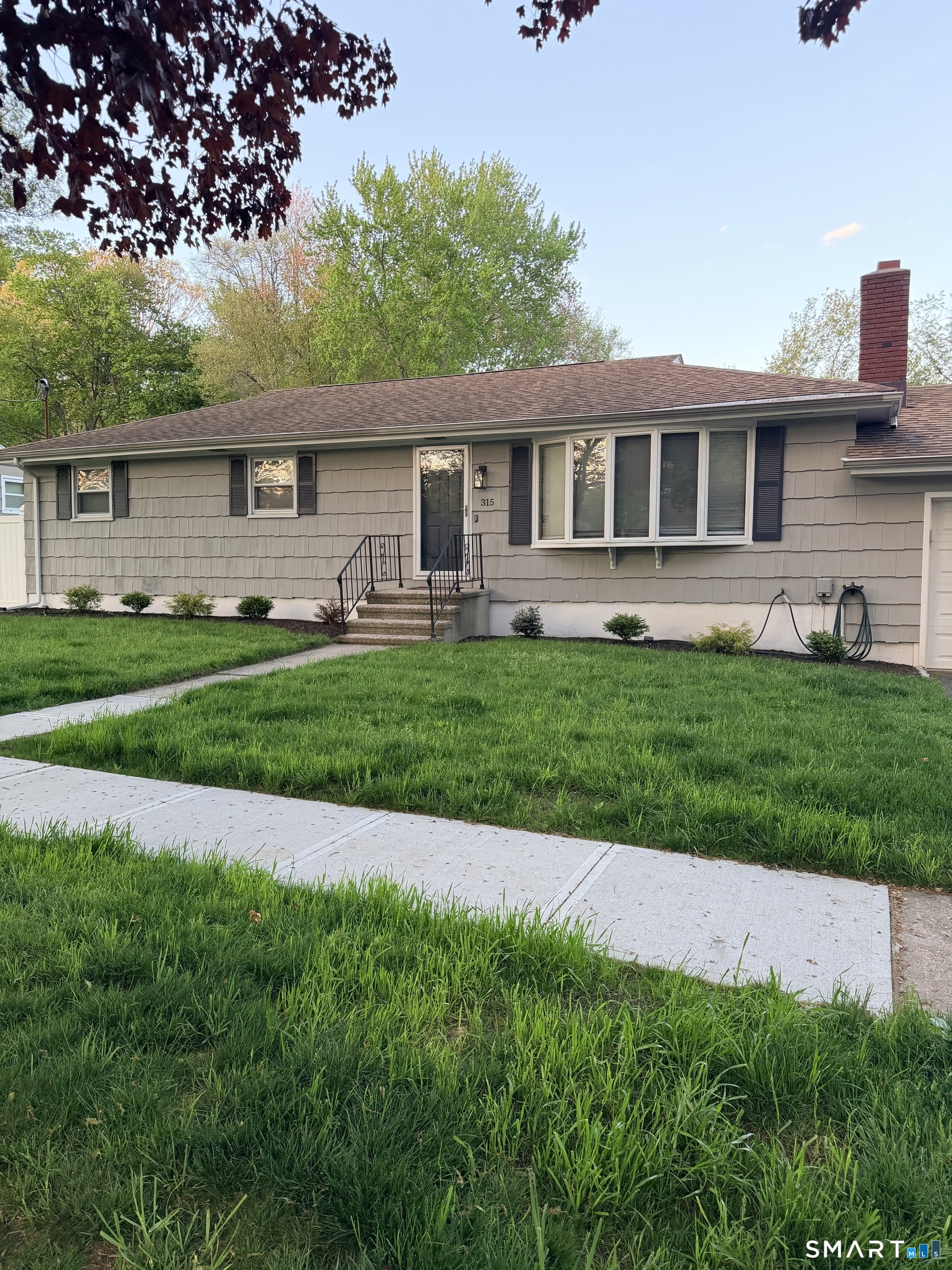 315 Seabreeze Drive, Stratford, CT 06614 | For Sale at $599,999