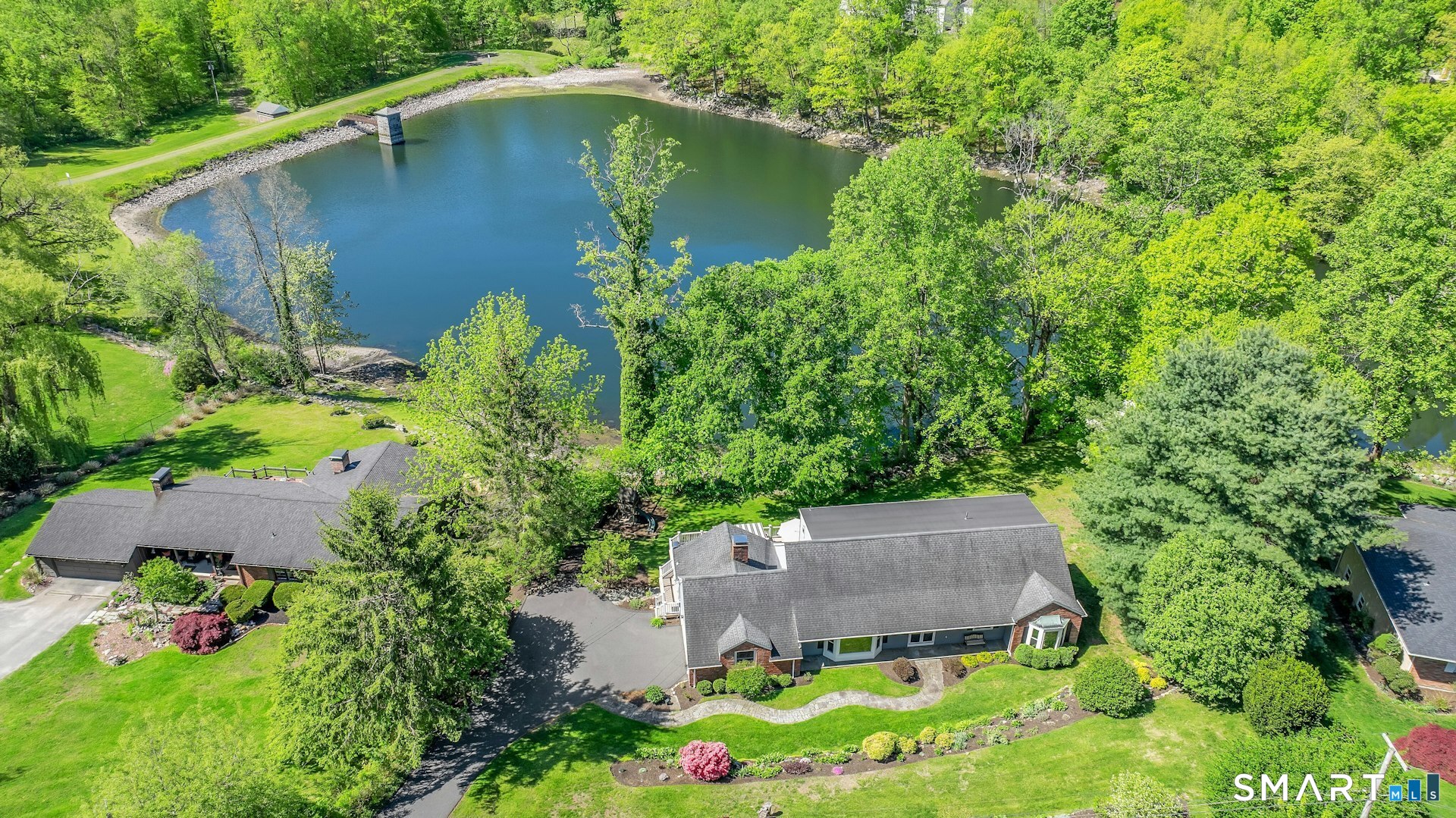 21 Dogwood Drive, Danbury, CT 06811 | For Sale at $839,000