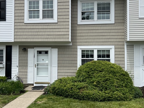  townhouse condo for sale located at 93 Park Avenue, 1505, Danbury, CT 06810