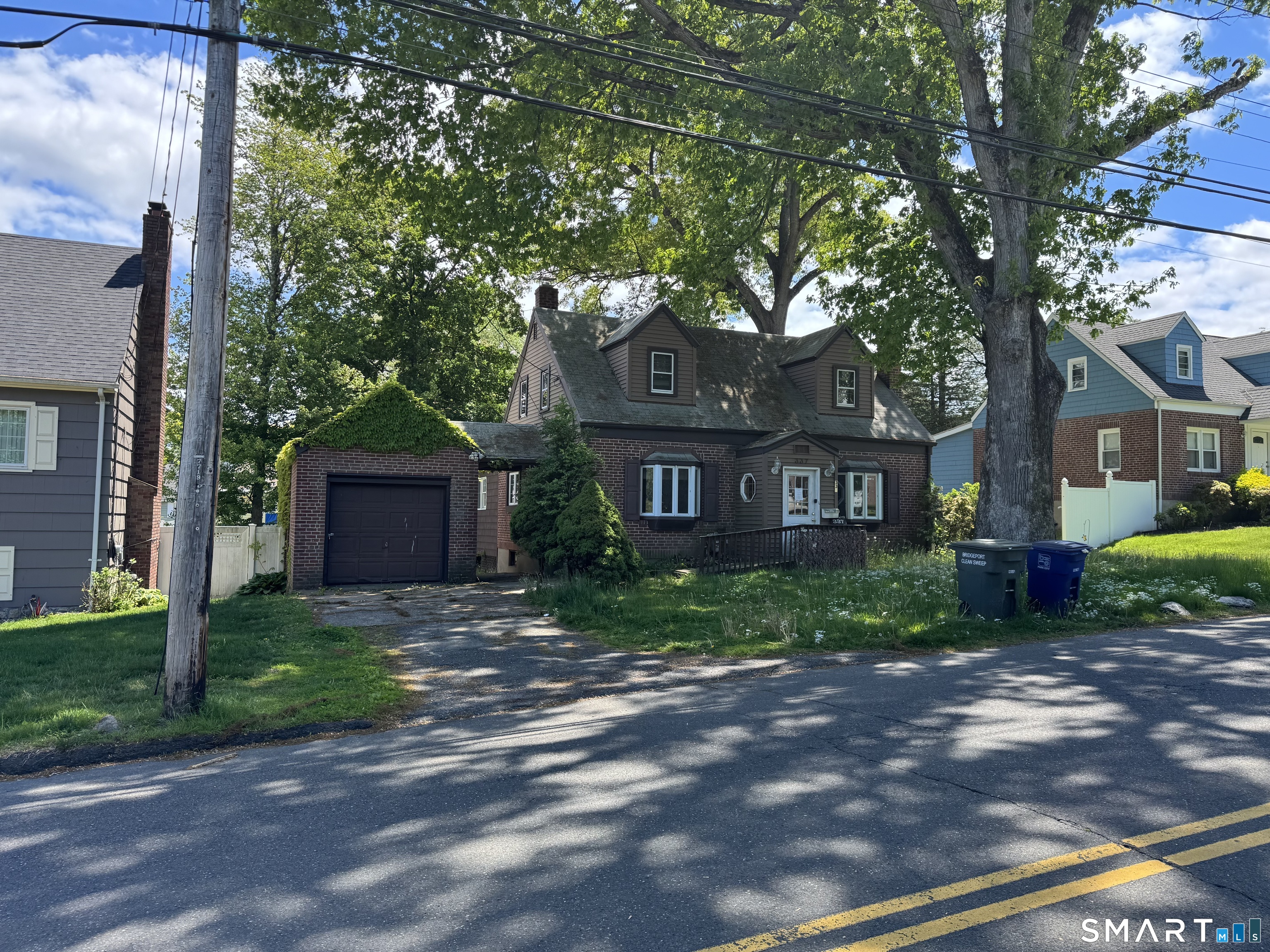 337 Jewett Avenue, Bridgeport, CT 06606 | For Sale at $330,000