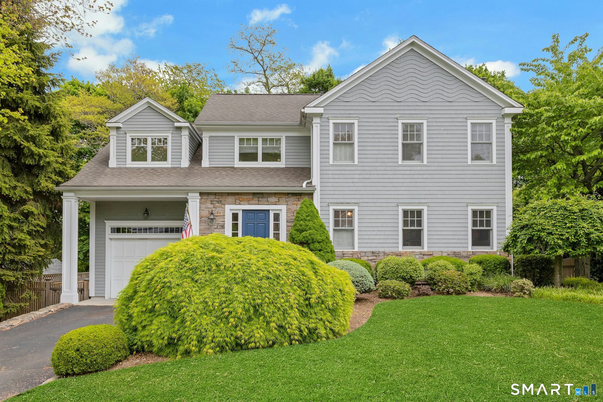 11 Walmsley Road, Darien, CT 06820 | For Sale at $2,295,000