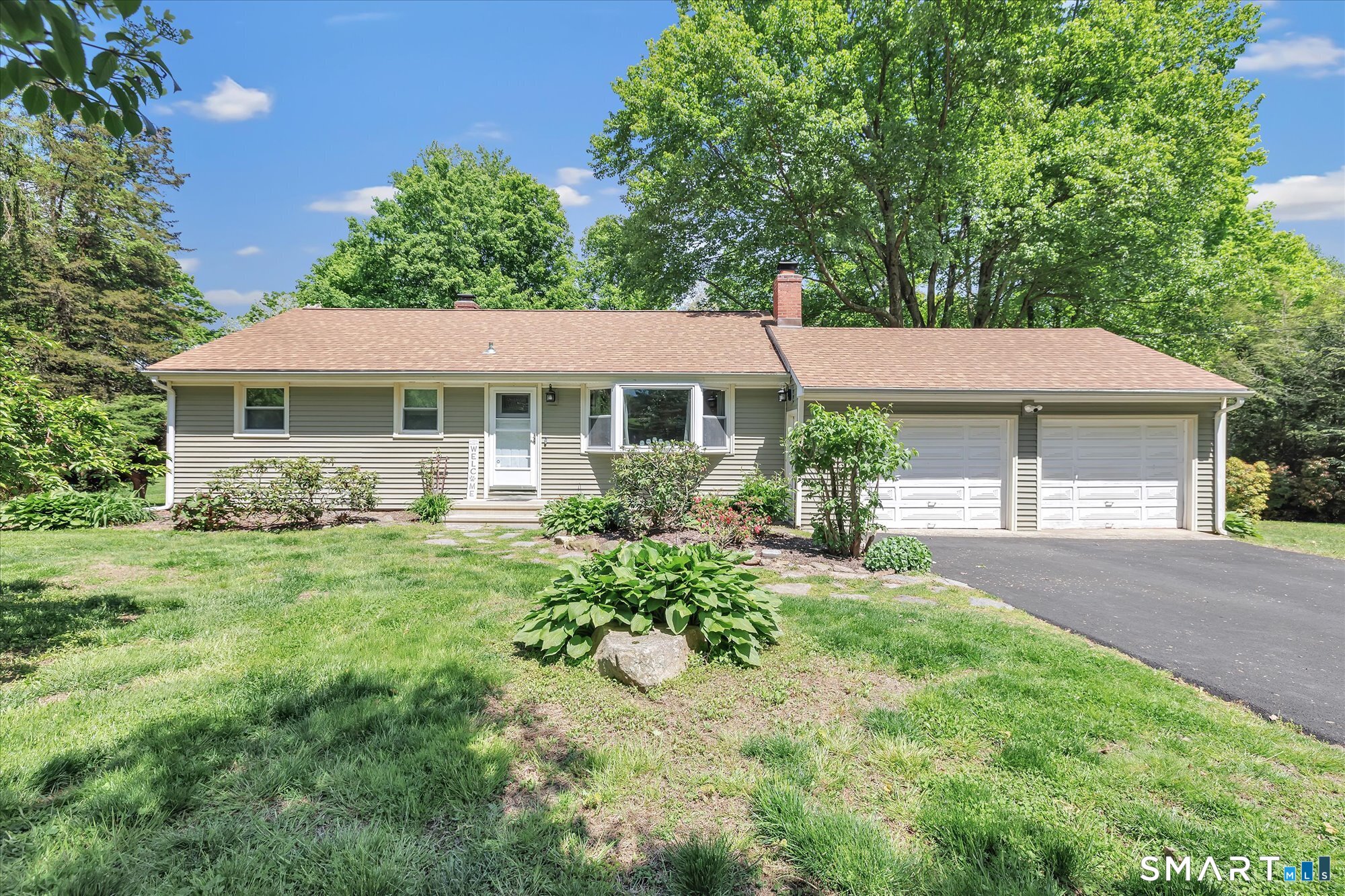 606 Booth Hill Road, Shelton, CT 06484 | For Sale at $489,900