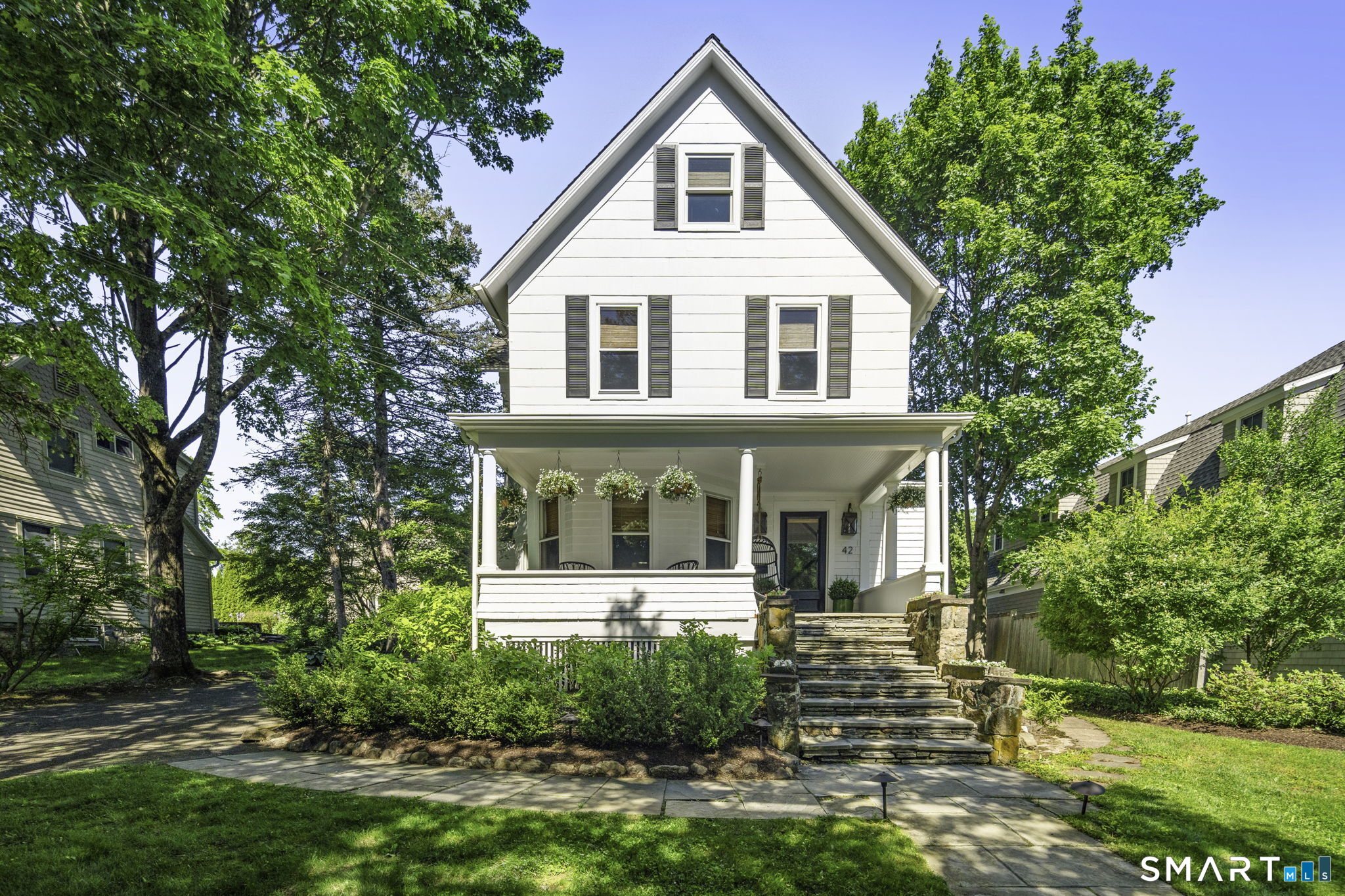 42 Hoyt Street, New Canaan, CT 06840 | For Sale at $1,695,000