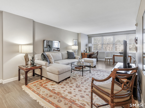  condo home sold located at 2625 Park Avenue, 3j, Bridgeport, CT 06604