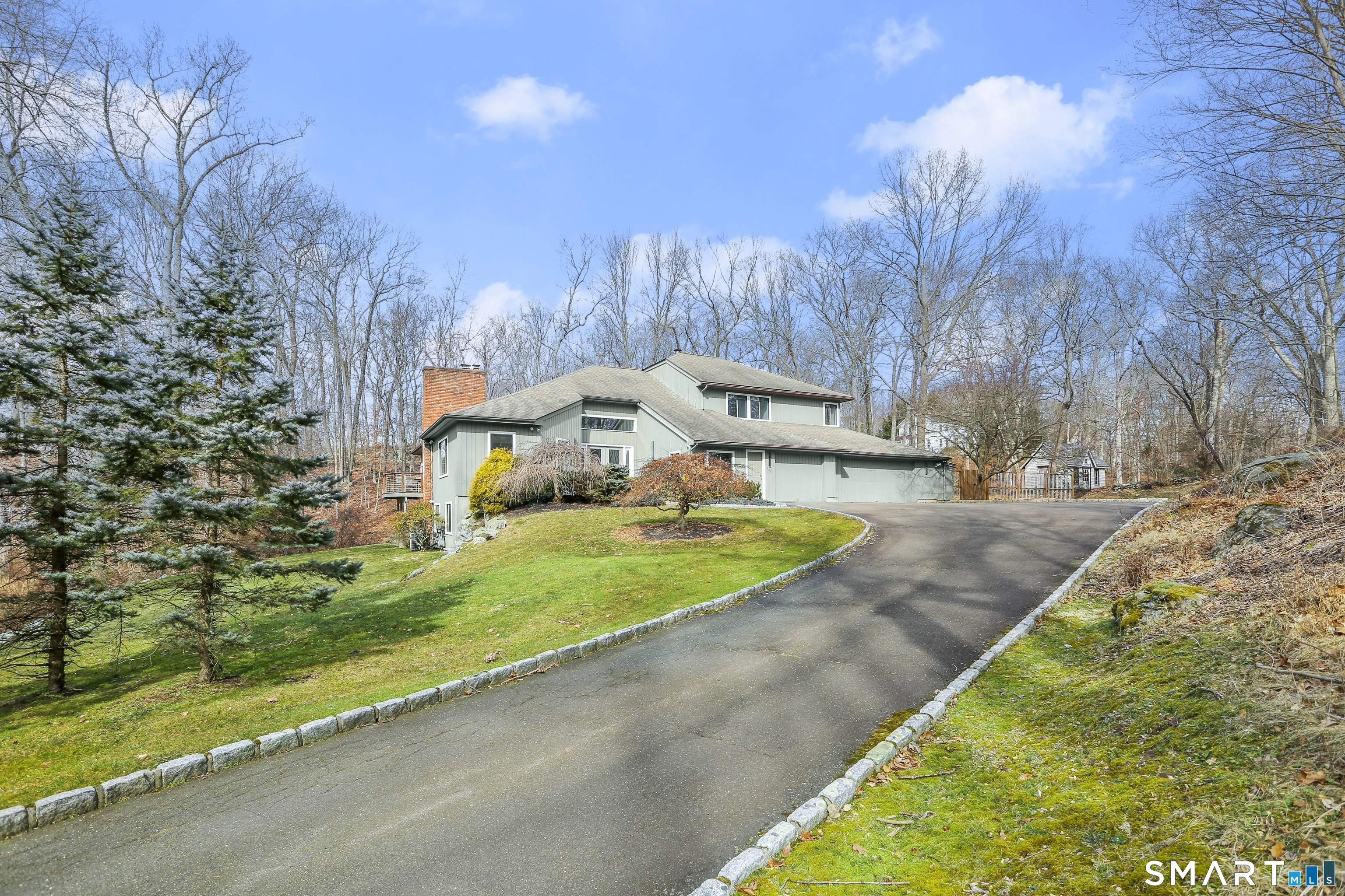 166 Godfrey Road East, Weston, CT 06883 | For Sale at $1,697,000