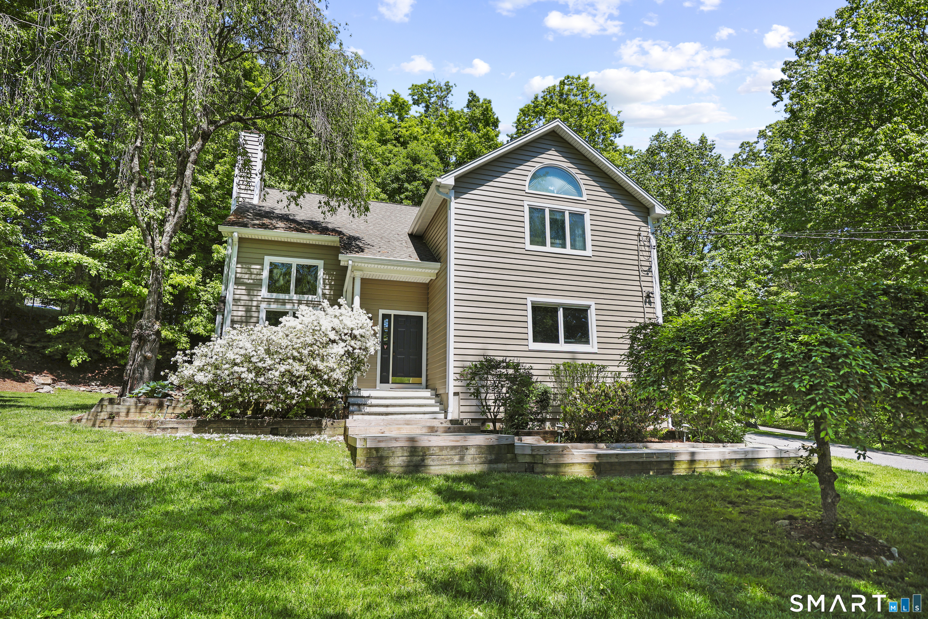 571 Belden Hill Road, Norwalk, CT 06850 | For Sale at $950,000