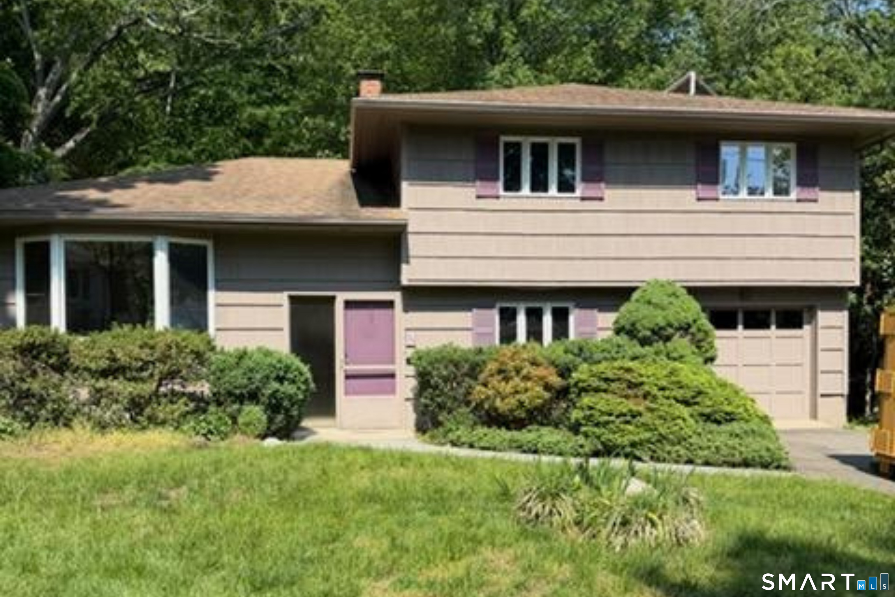 22 Fillow Street, Westport, CT 06880 | For Sale at $999,000