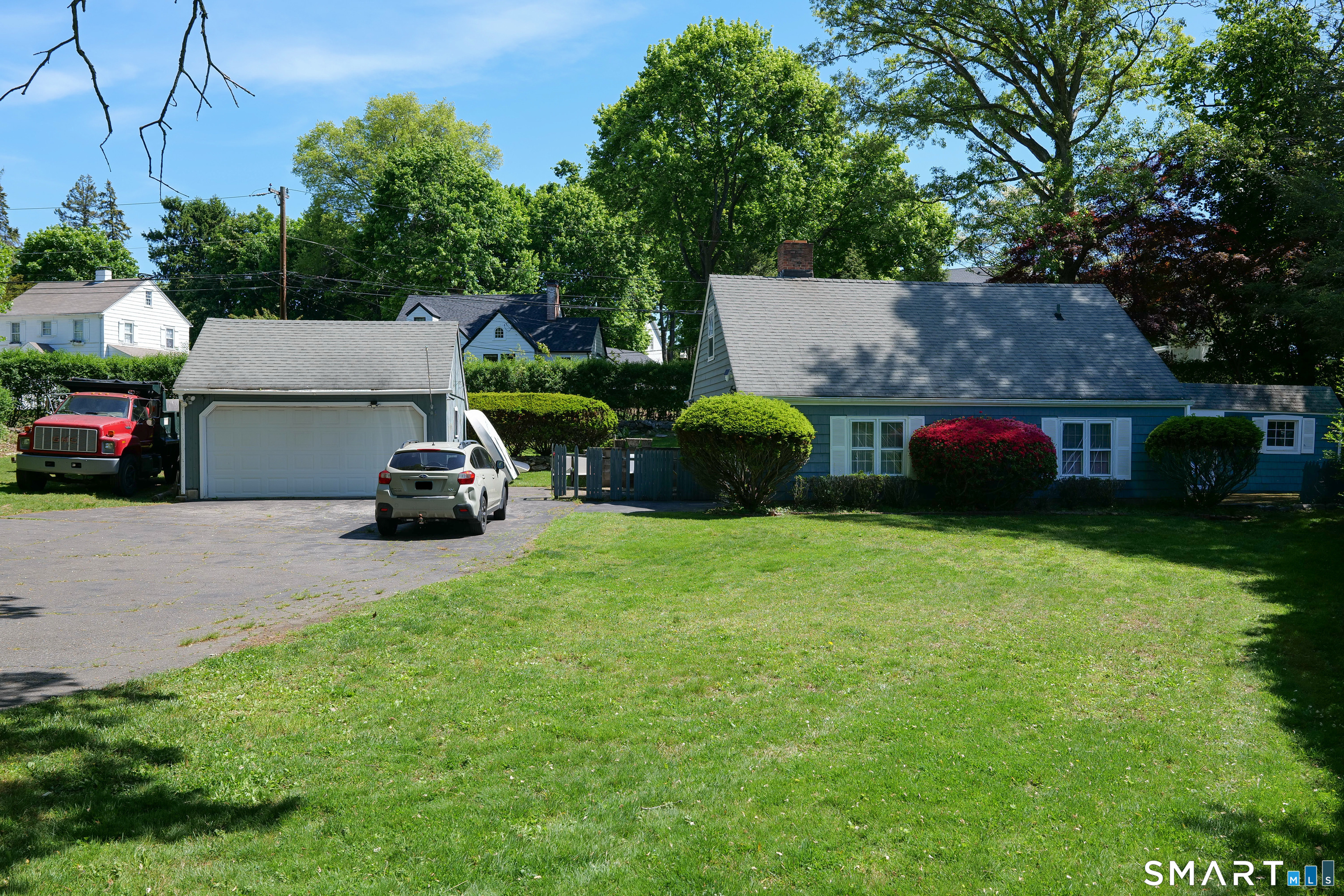 23 West Parish Road, Westport, CT 06880 | For Sale at $999,000