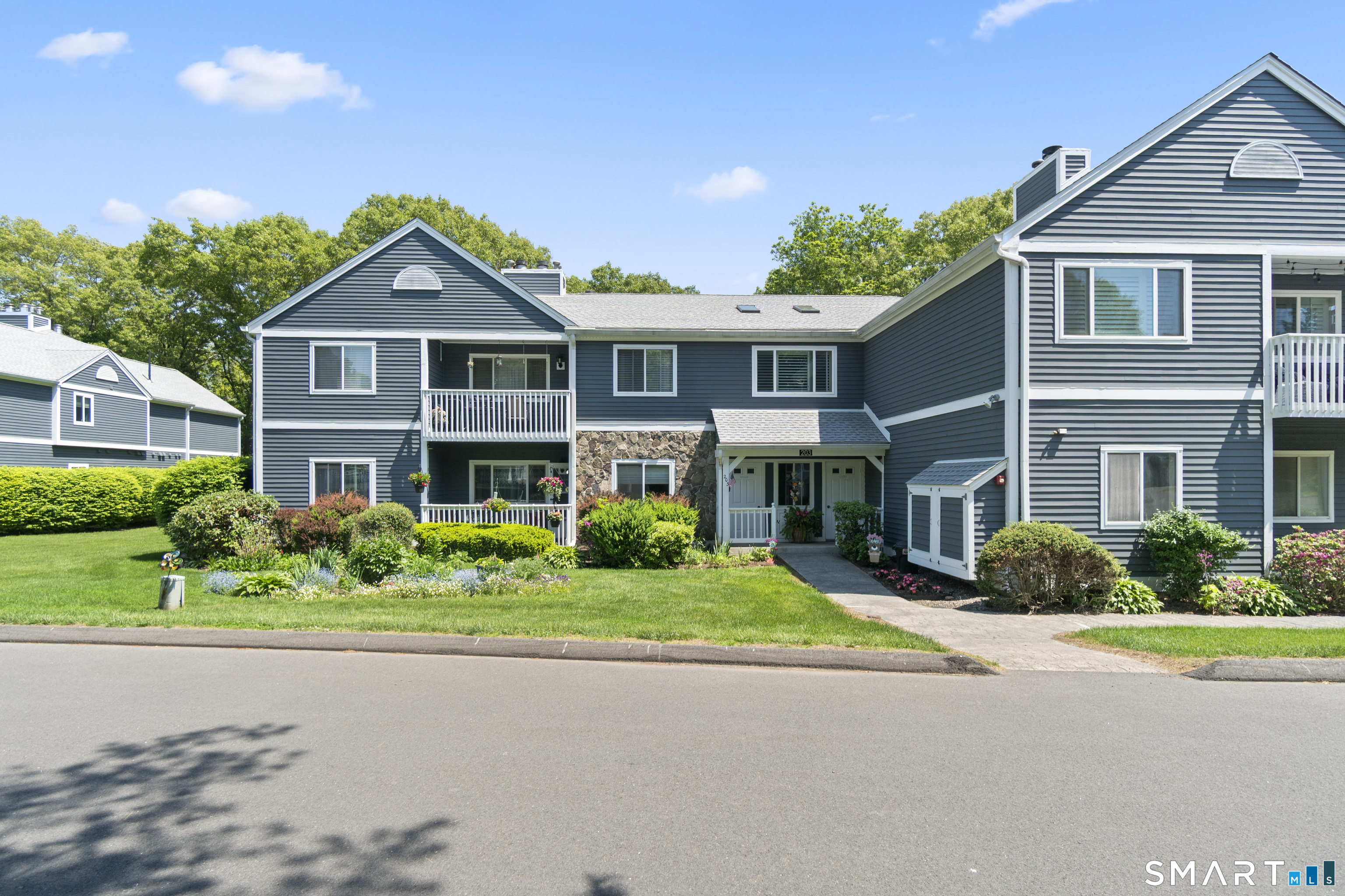 203 Windgate Circle, c, Monroe, CT 06468 | For Sale at $309,900