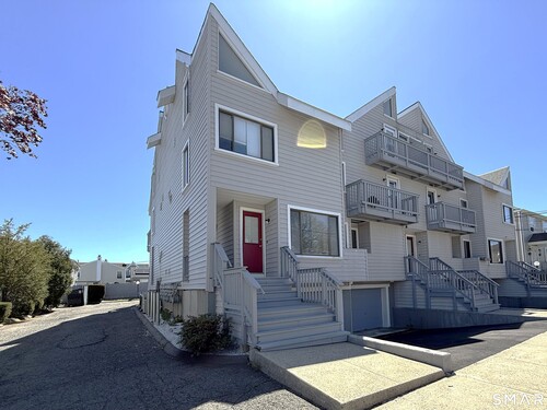  condo home for sale located at 105 Tremont Avenue, c, Bridgeport, CT 06606