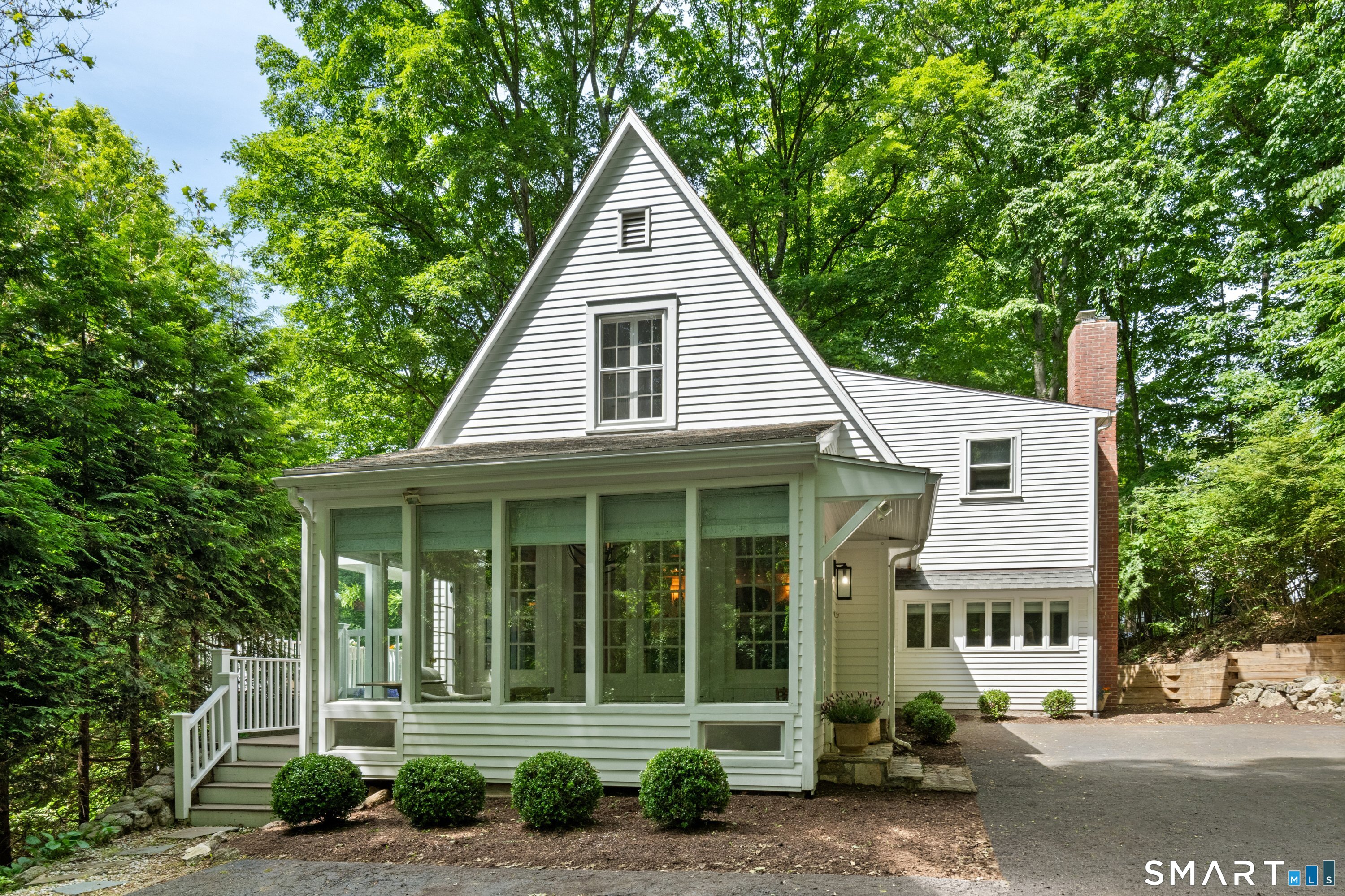 123 Lyons Plain Road, Weston, CT 06883 | For Sale at $1,049,000