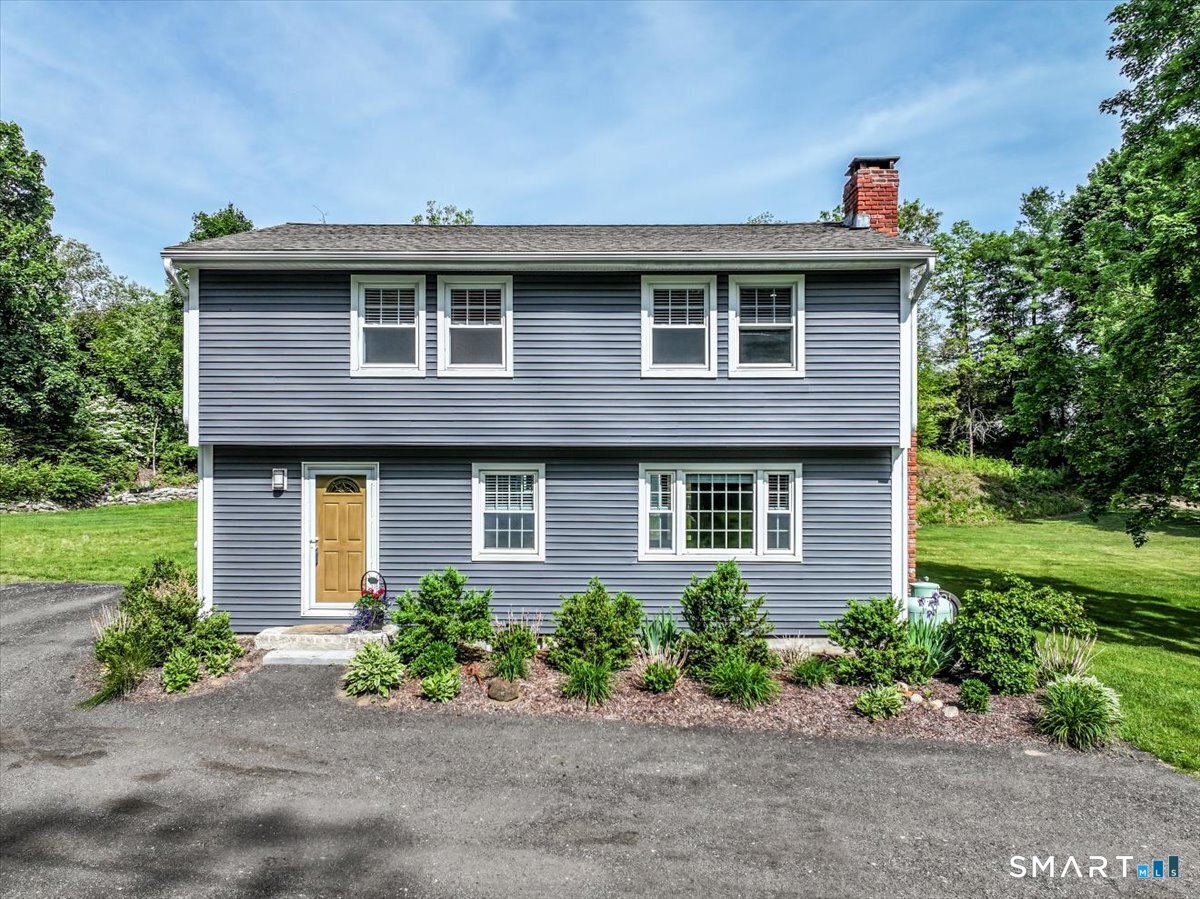 19 Botsford Hill Road, Newtown, CT 06470 | For Sale at $595,000
