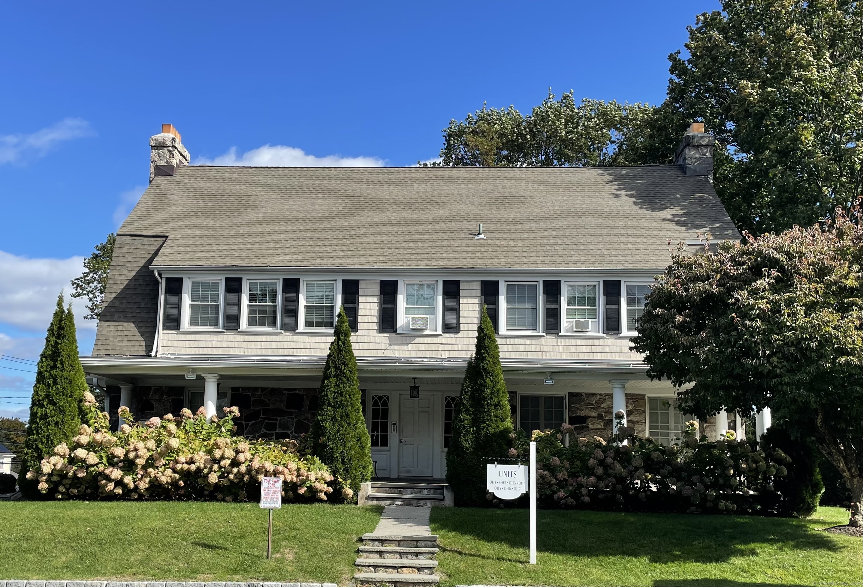 151 Courtland Avenue, 1, Stamford, CT 06902 | For Sale at $253,000