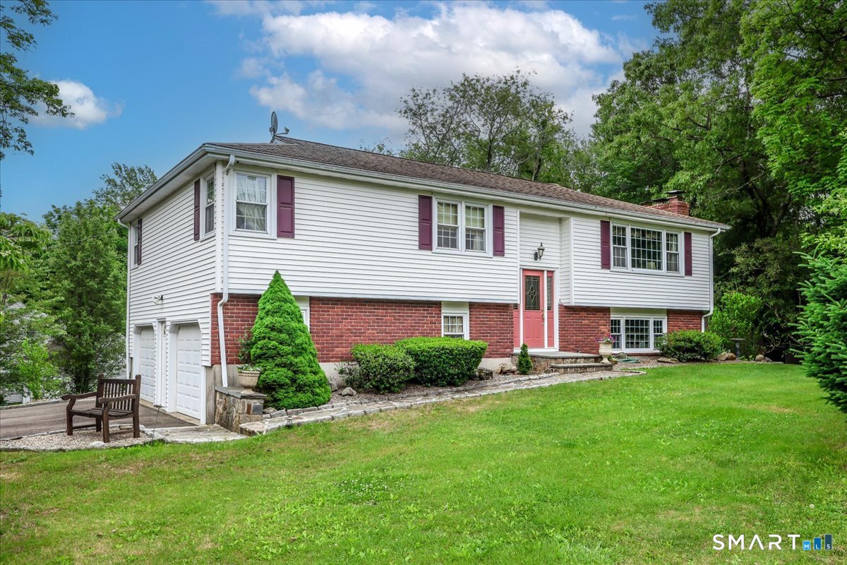 3 Poe Place, Shelton, CT 06484 | For Sale at $599,900