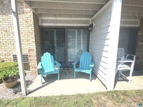  townhouse condo for sale located at 199 Gregory Boulevard, e4, Norwalk, CT 06855