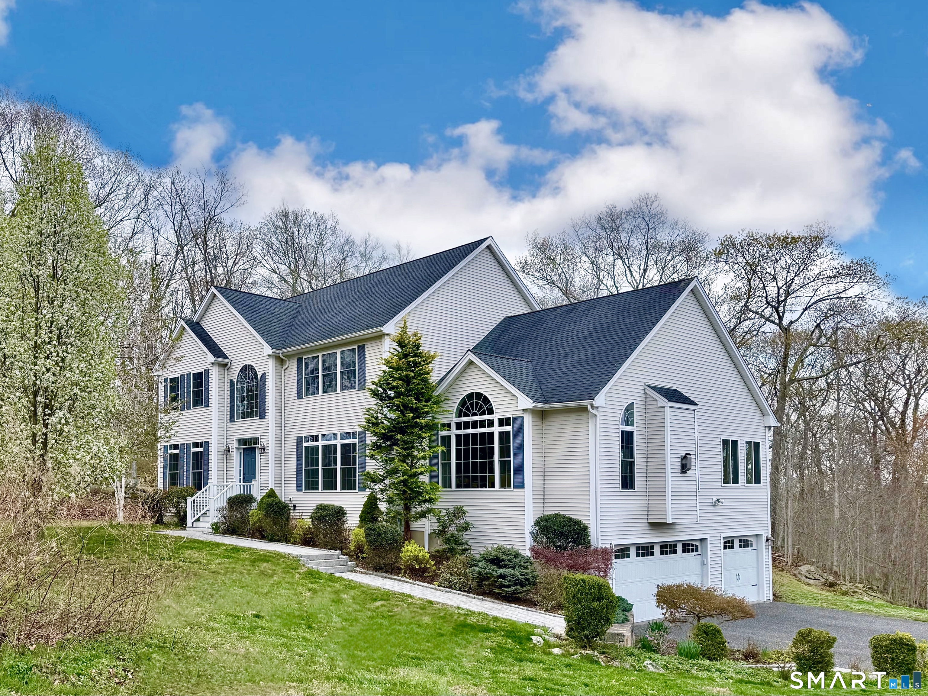 46 Hoseye Coach Road, Newtown, CT 06470 | For Sale at $939,900