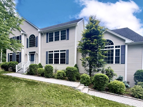  single family home for sale located at 46 Hoseye Coach Road, Newtown, CT 06470