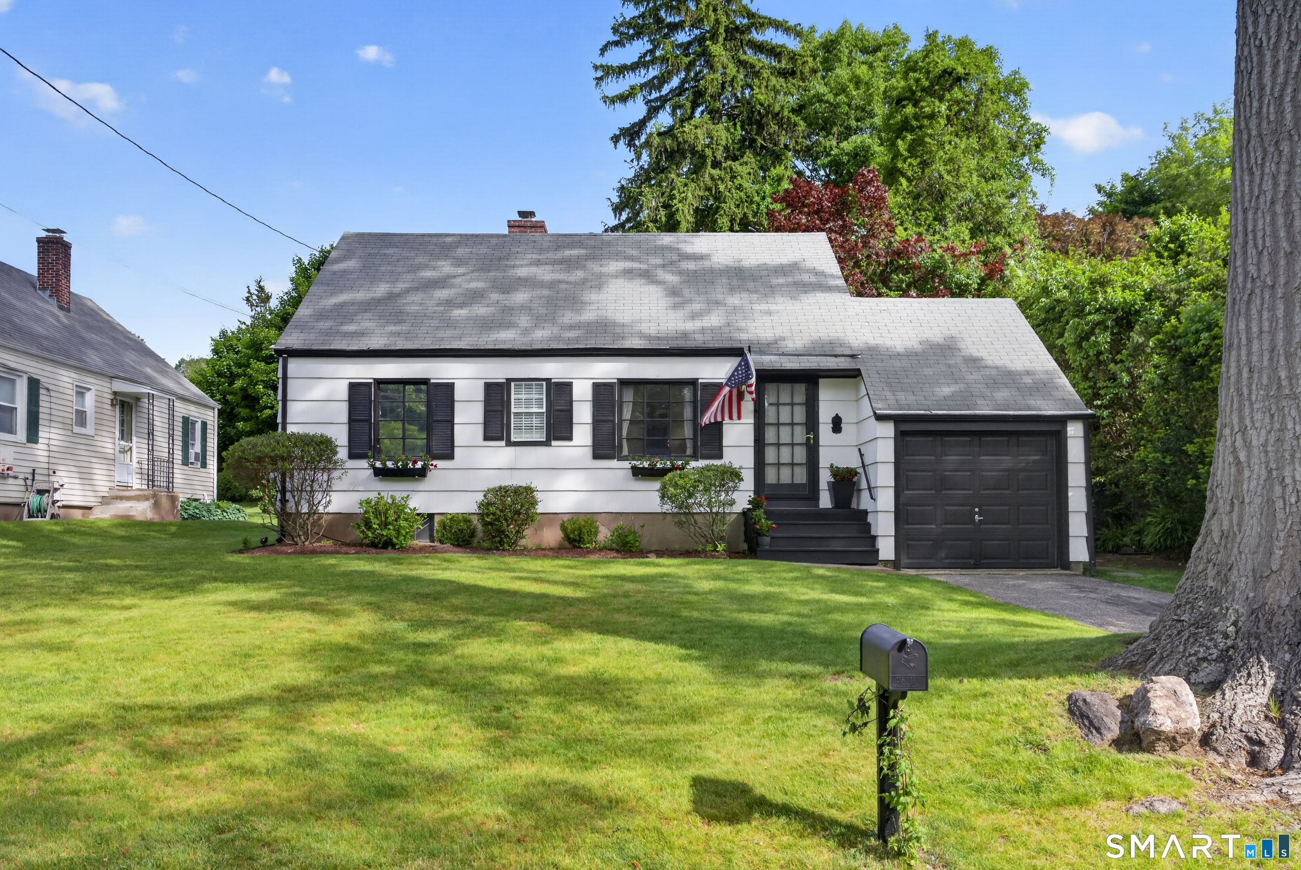 68 Old Elm Road, Fairfield, CT 06825 | For Sale at $607,500