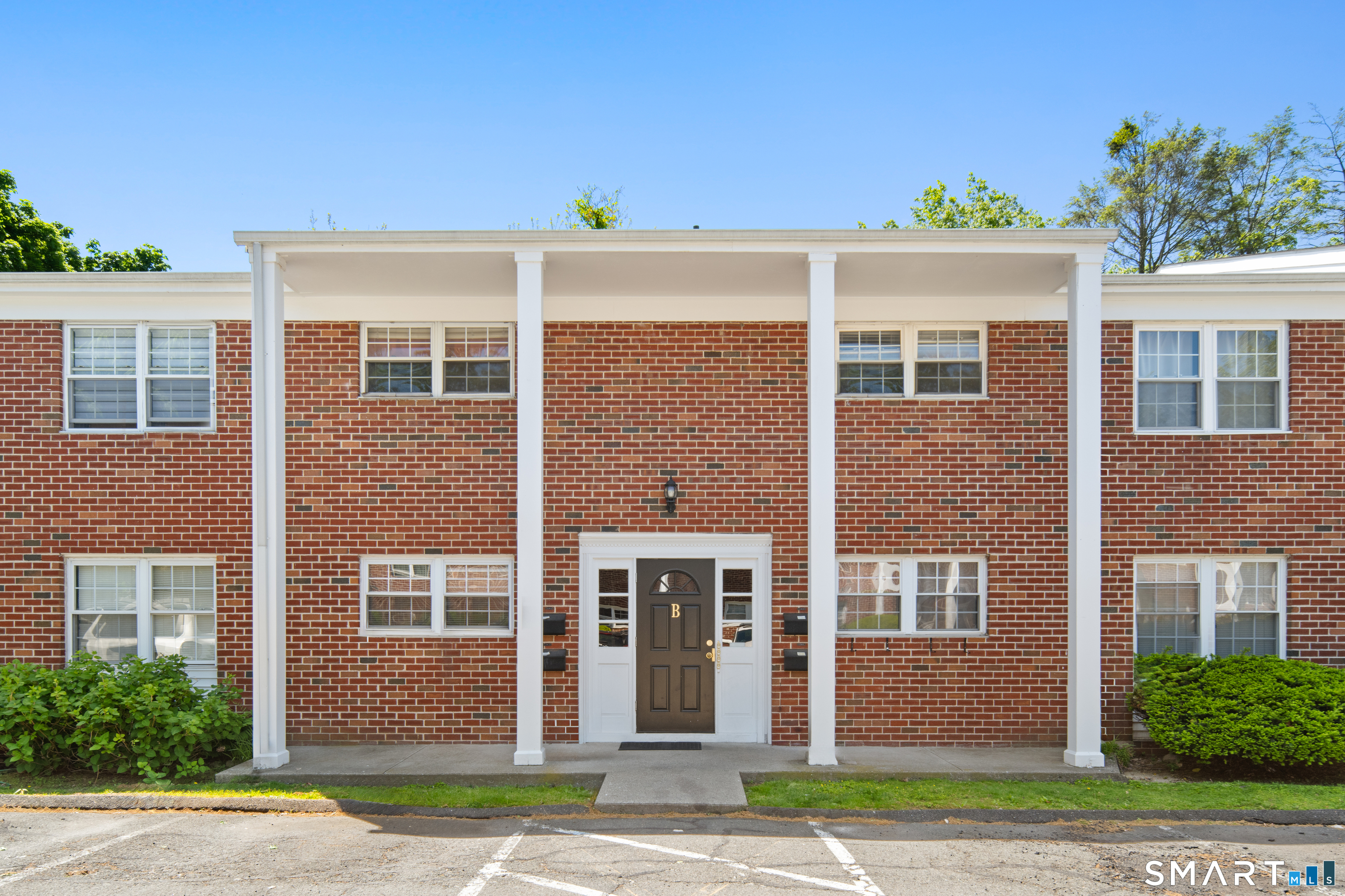 125 Lawn Avenue, b6, Stamford, CT 06902 | For Sale at $380,000