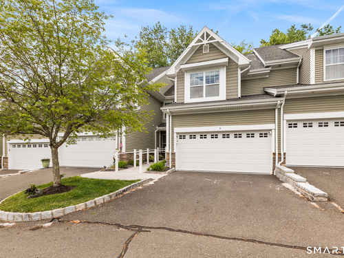  townhouse condo for sale located at 9 Bristol Terrace, 9, Danbury, CT 06810