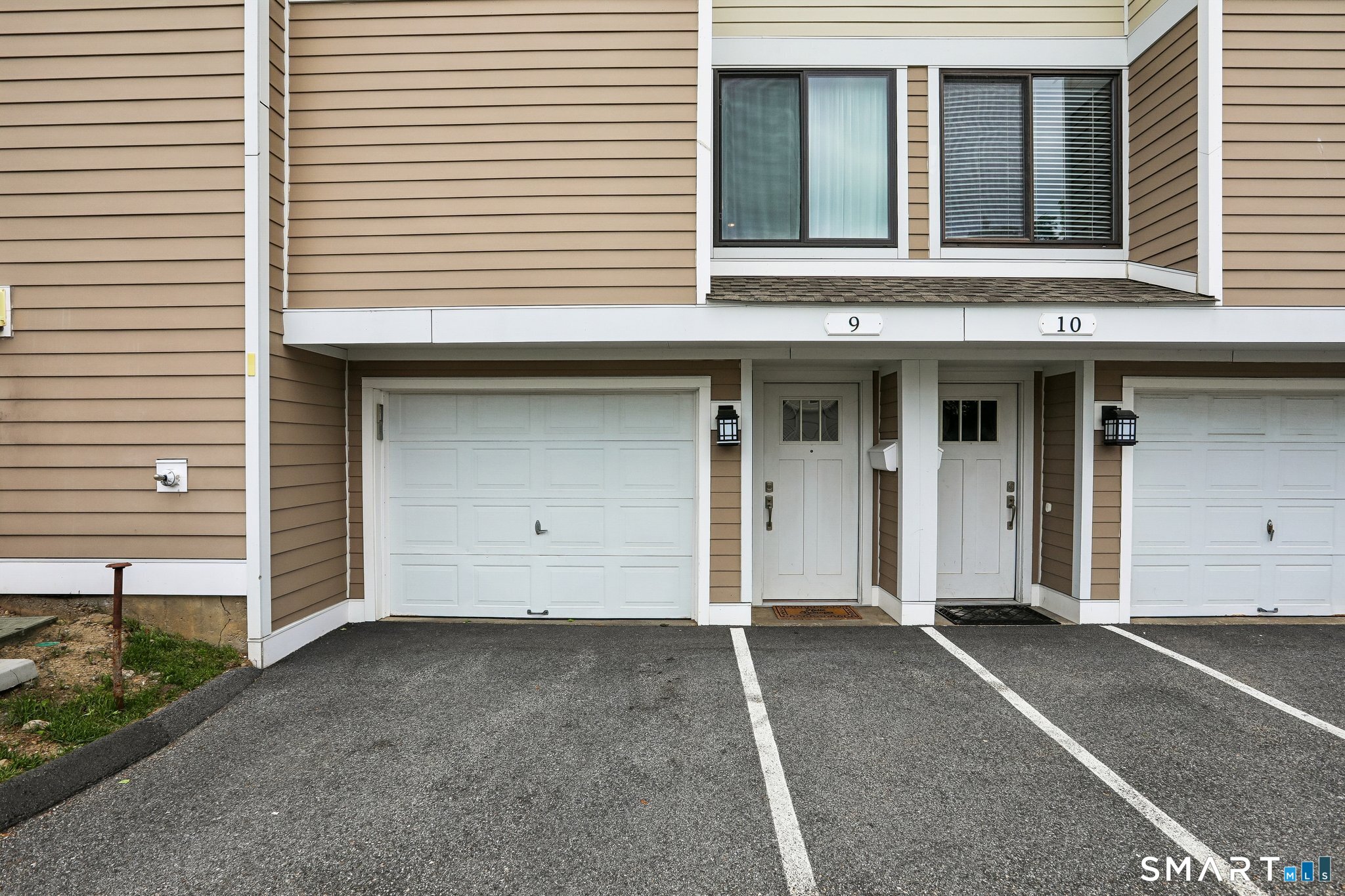 9 Lawson Lane, 9, Ridgefield, CT 06877 | For Sale at $499,000