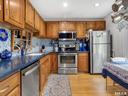  townhouse condo for sale located at 8 Belmont Lane, 8, Danbury, CT 06810