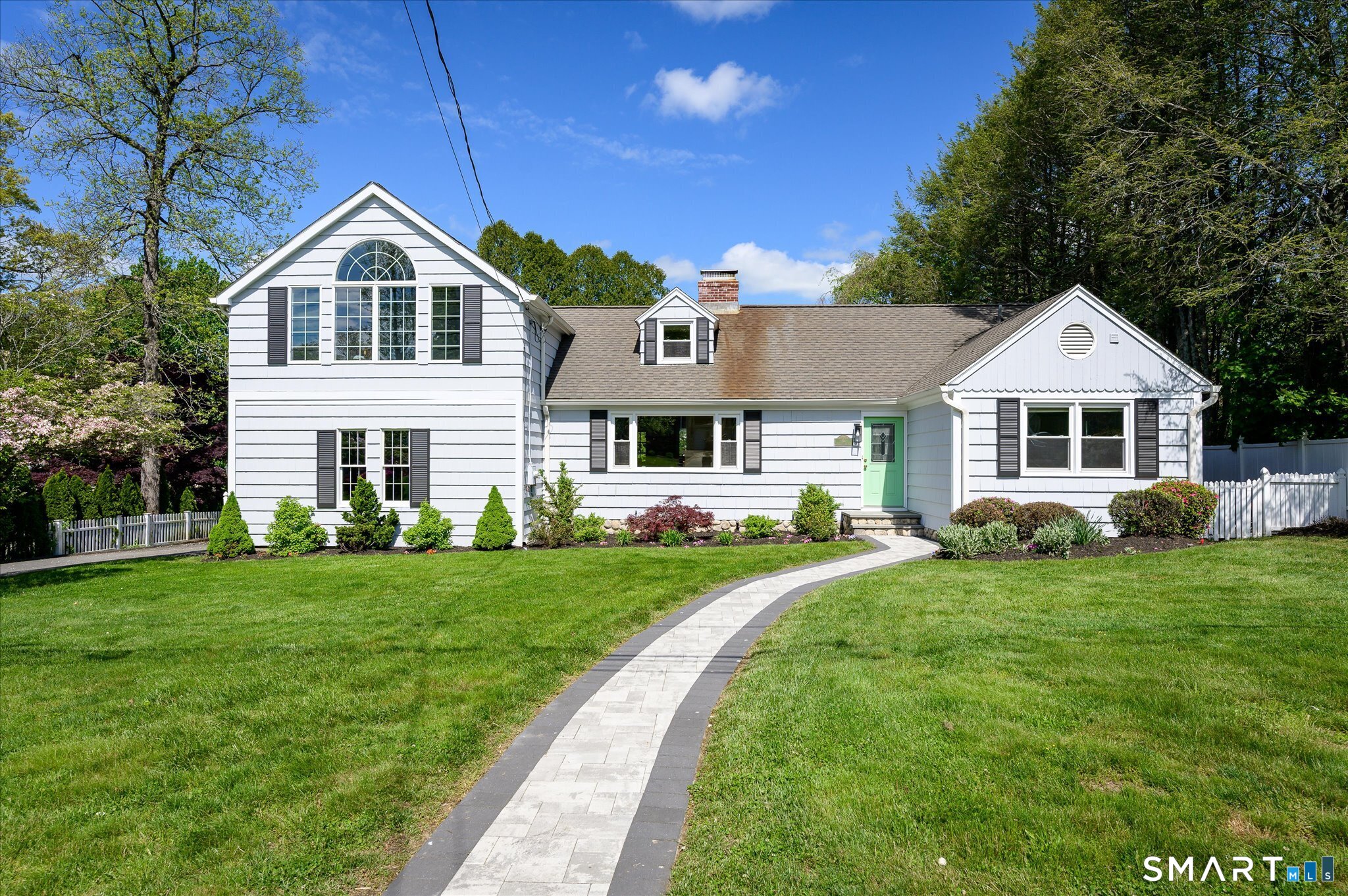 43 Green Knolls Lane, Fairfield, CT 06824 | For Sale at $975,000