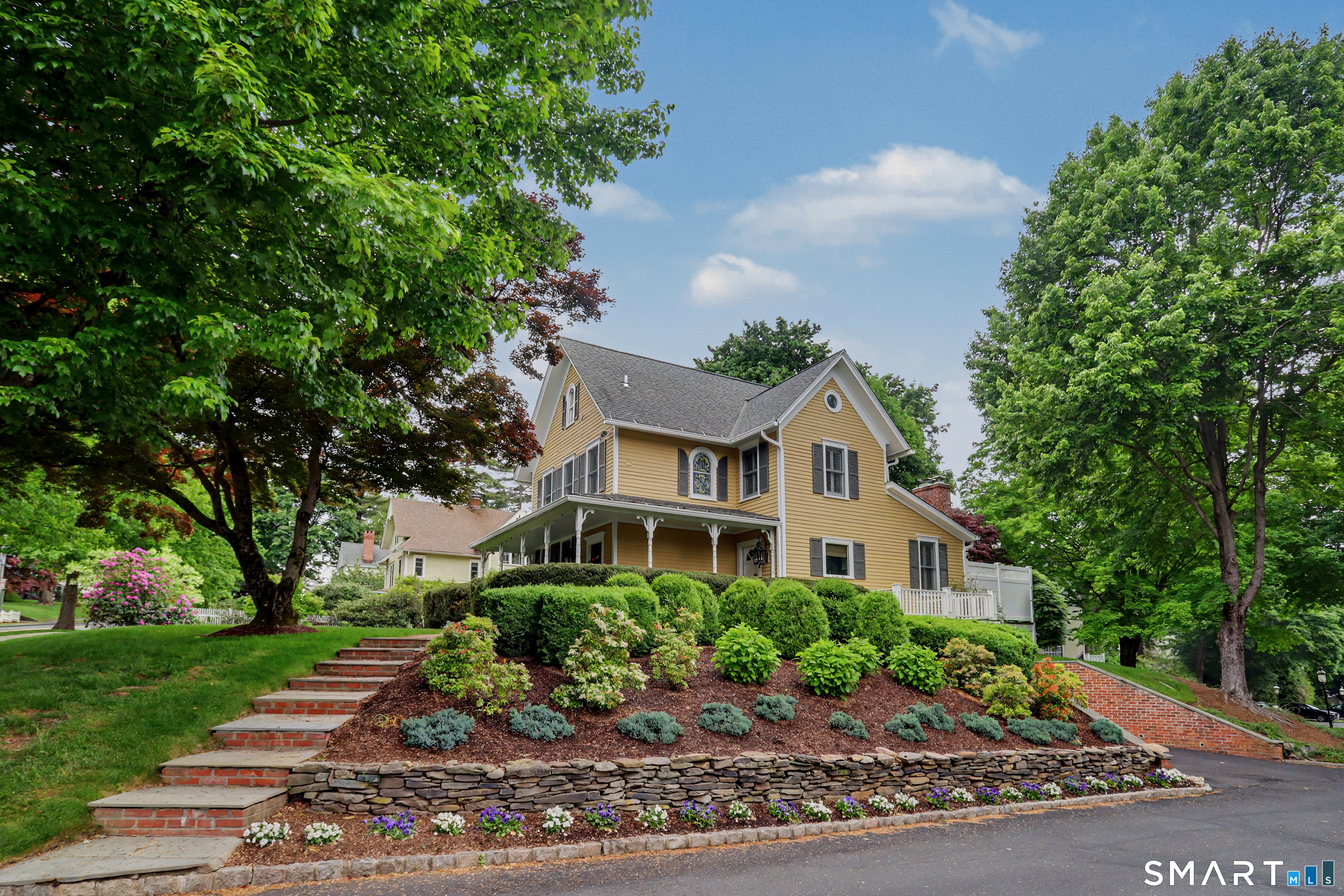 36 Catoonah Street, 18, Ridgefield, CT 06877 | For Sale at $1,375,000